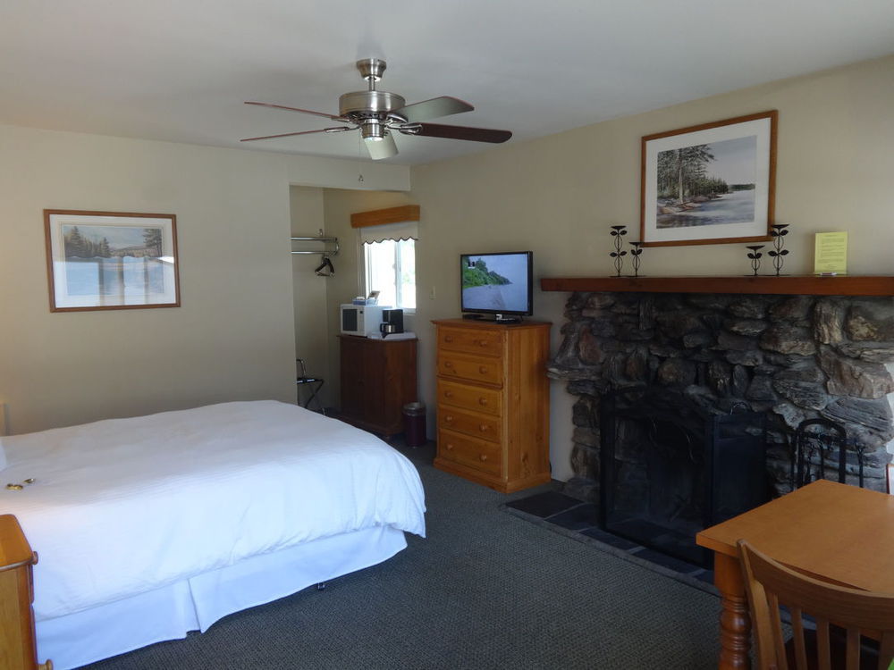 Bay Meadows Resort Big Bear Lake Bilik gambar